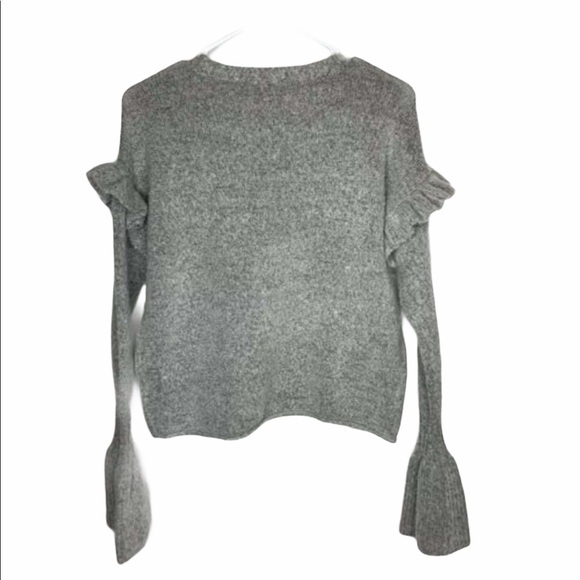 Romeo & Juliet Womens Gray sweater Medium - Picture 6 of 6